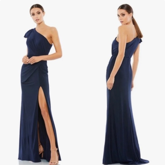 Mac Duggal Dresses & Skirts - NWOT Mac Duggal Navy Blue Ruffle One Shoulder jersey Drape Gown sz 0
